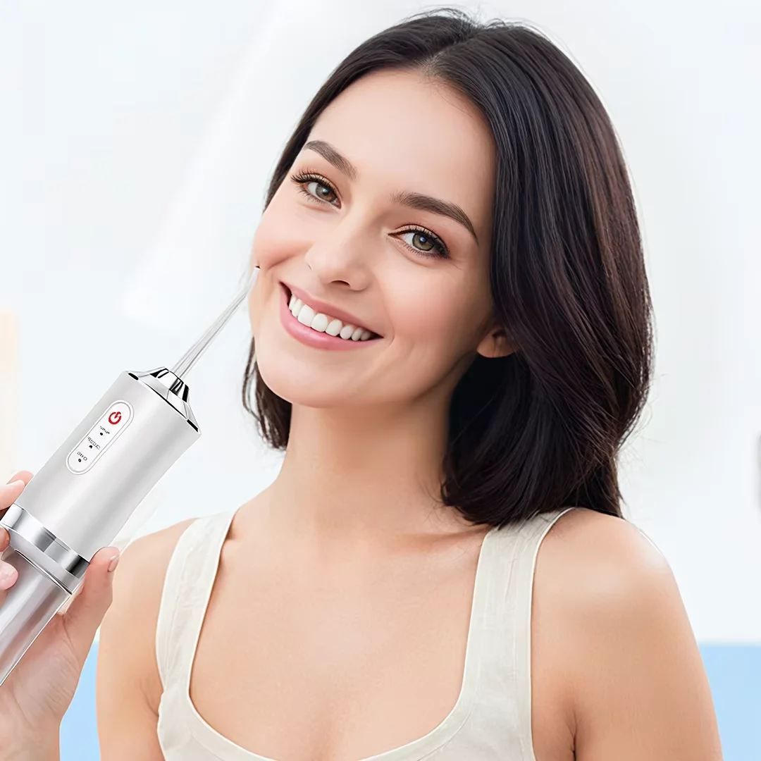 

Oral Irrigator Portable Dental Water Flosser USB Rechargeable Water Jet Floss Tooth Pick 4 Jet Tip 220ml 3 Modes IPX7 1400rpm