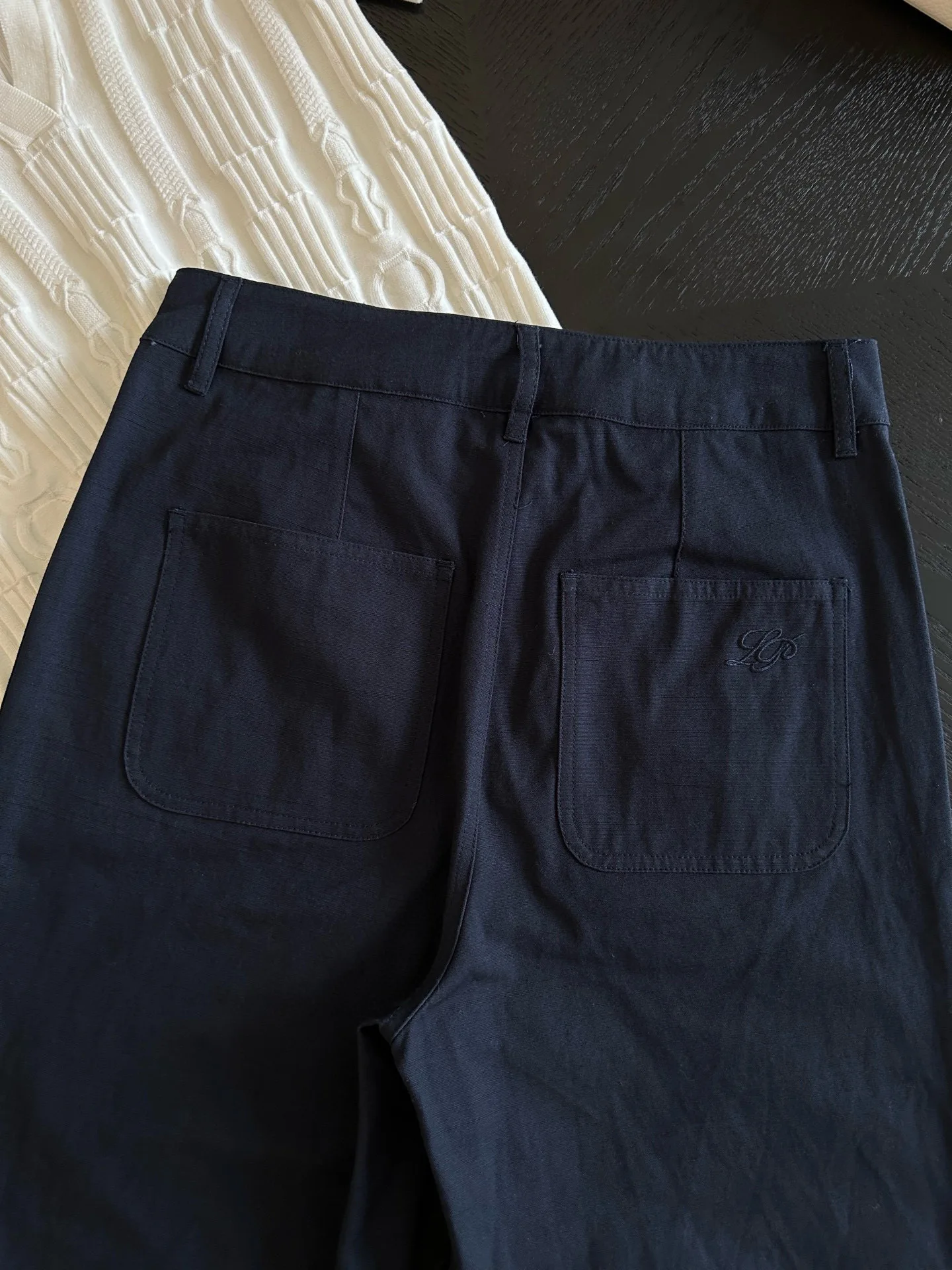 Zomerse klassieke damesbroek van katoen-linnen in effen kleur