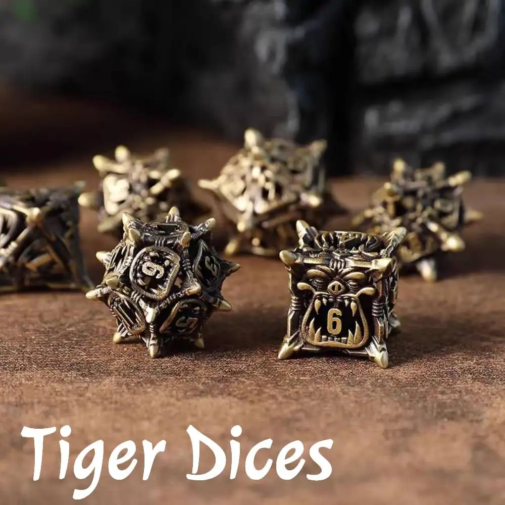 

Кубики с тигровым ртом, полые металлические кубики, наборы кубиков DND, набор односторонних кубиков D6, многогранные кубики с краями для ролевых игр, набор цифровых кубиков