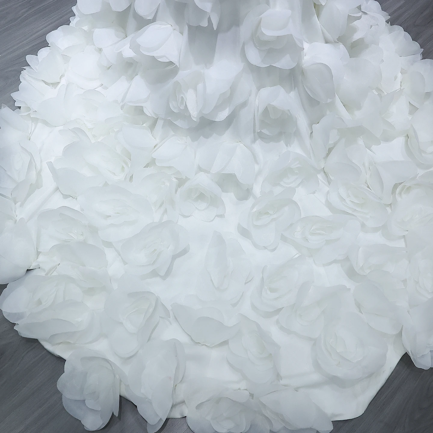 Sharon Said Off-Shoulder Witte Avondjurken met 3D Bloemen Zeemeermin voor Vrouwen Bruiloft Jurk SF206 Aangepaste فساتة