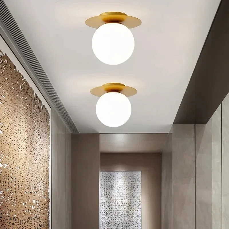 Nordic LED Ceiling Light Simple Bedroom Bedside Corridor Industrial Lighting Acrylic Ball Ceiling Lamp Gold Black Iron G9 Lamps