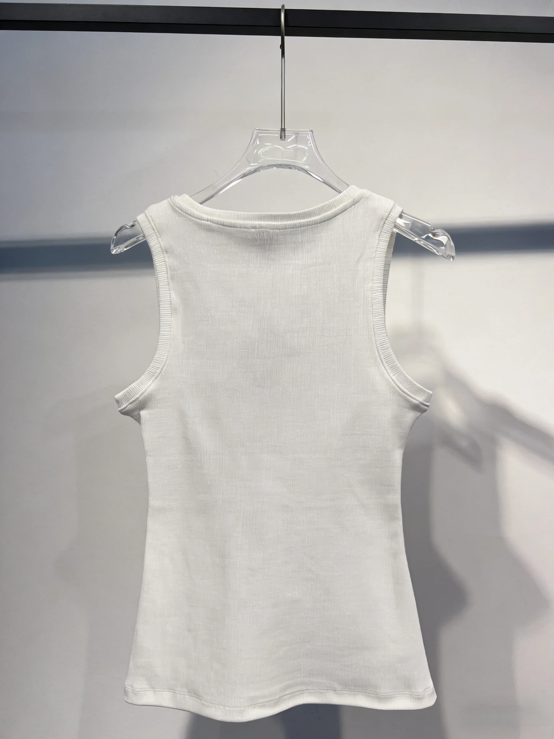 

Women Sleeveless T-Shirt Stylish Short Style Sleeveless Fitted Vest