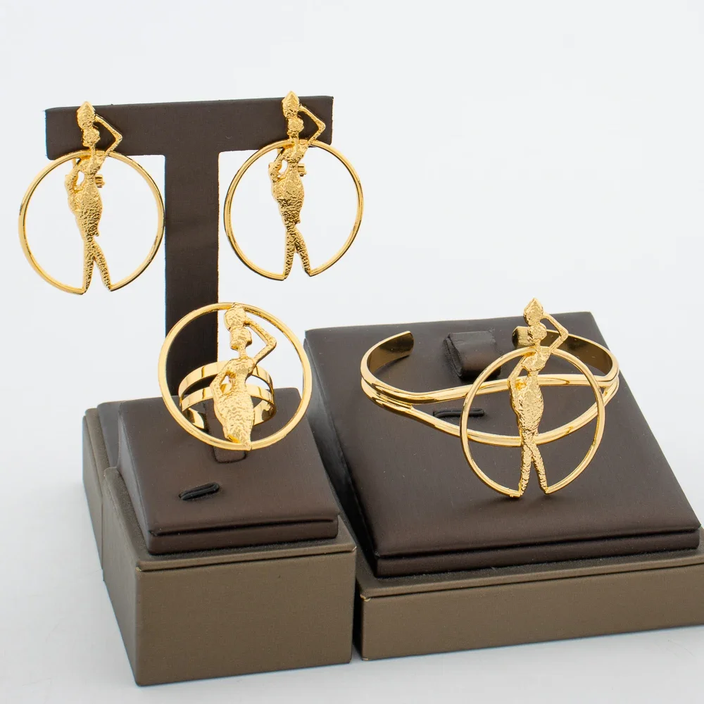 YM Ensemble de bijoux plaqués or 18 carats pour femmes, boucles d'oreilles à clip et bague, bracelet manchette de Dubaï, ensemble de matiques pour fiançailles africaines, design classique 3