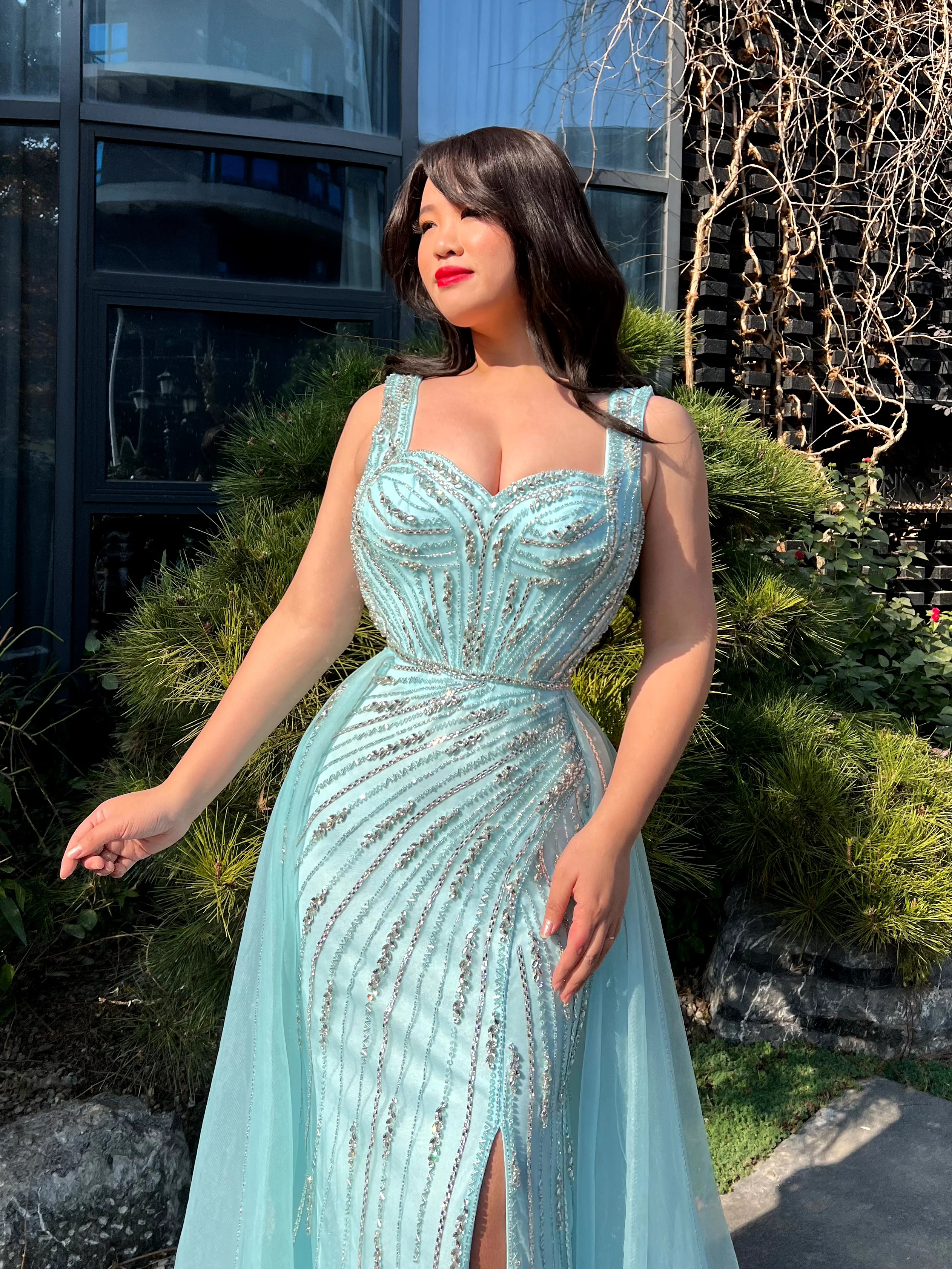 شاليمار تشانغ فساتين السهرة الزرقاء طويلة الأكمام التطريز اليدوية حسب الطلب