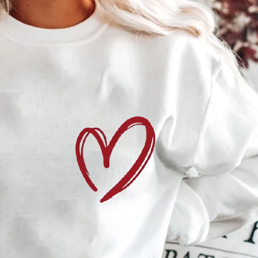 Red Heart Graphic Sweatshirt Minimalist Stylish Design Casual Loose Long Sleeved Comfortable Cute Simple Fashionable Cloth Tops