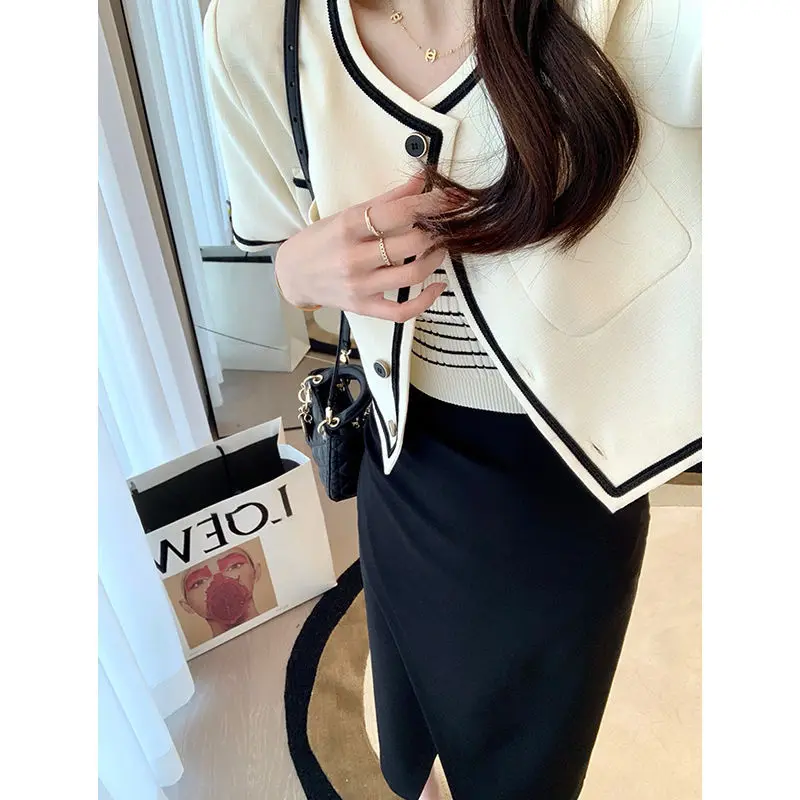 2023 New Short Sleeve Round Neck Fragrant Suit Coat Women\'s Spring/Summer Thin White Blazers