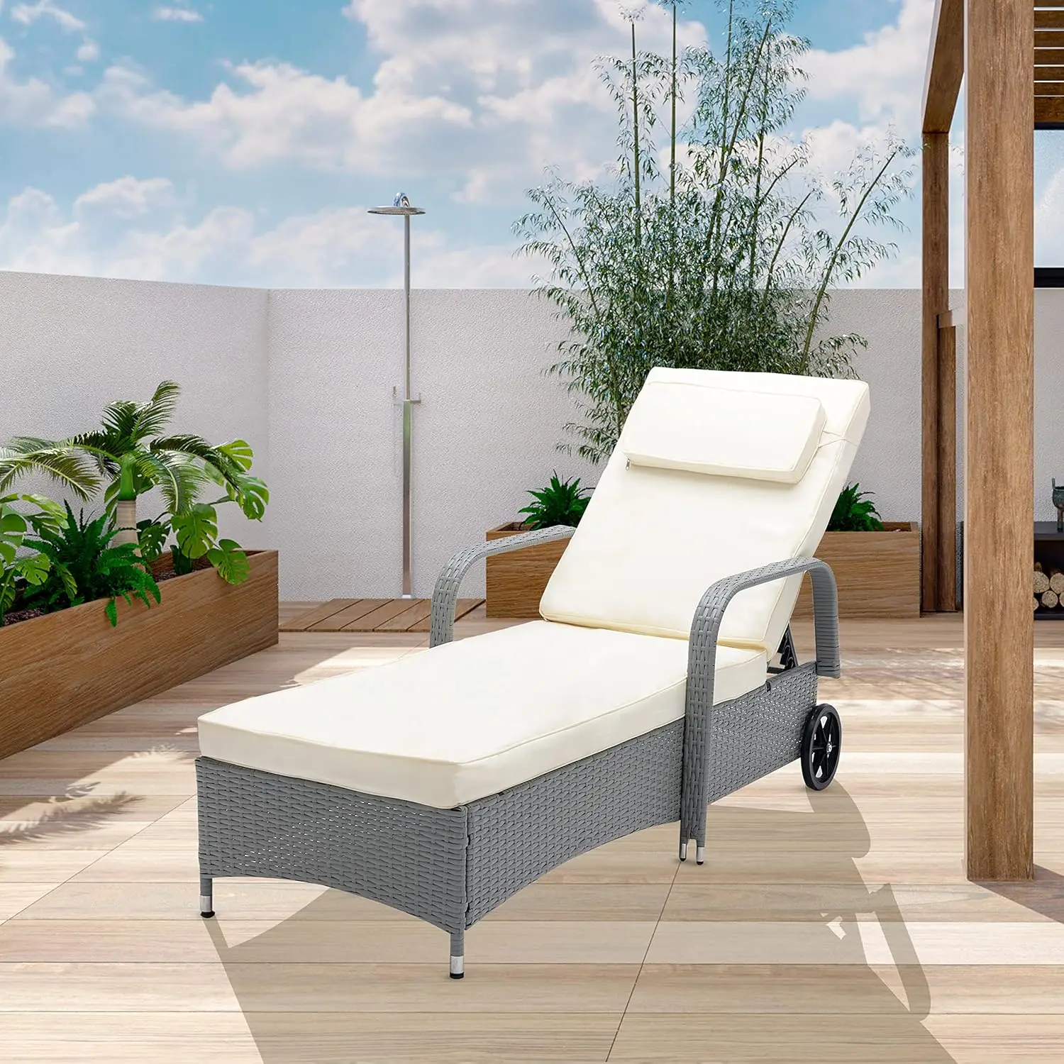 mcc direct Grey Rattan Sun Lounger for Sunbathing | Lounger Bed, Recliner | Outdoor, Garden