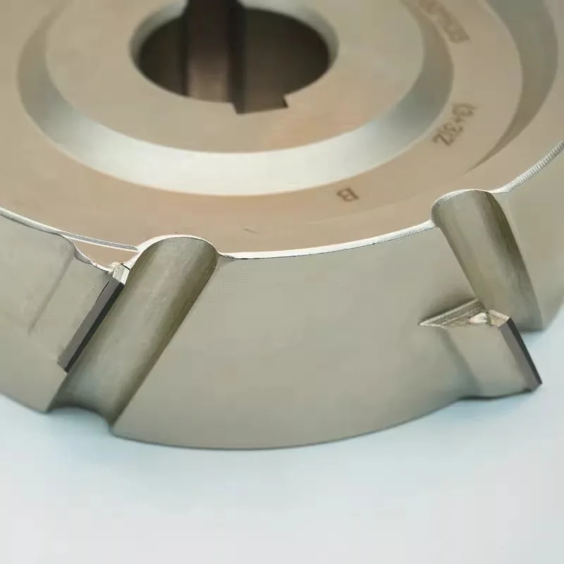 Рисунок 2 - Деревообрабатывающие инструменты