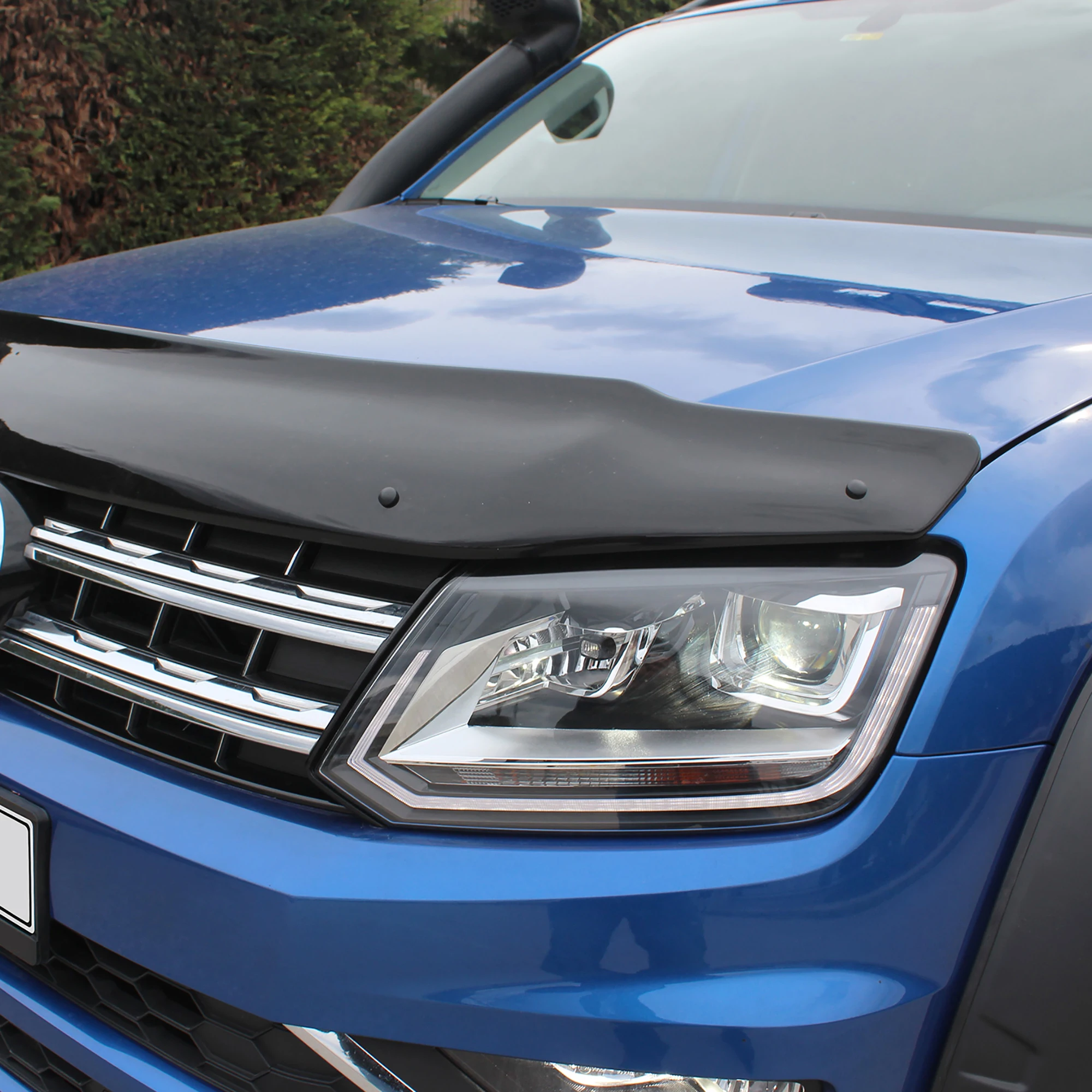 For VW. Amarok (2010-2020) Hood Defector, Protects from Particles & Bug, All Weather - Durable and Easy Assembly