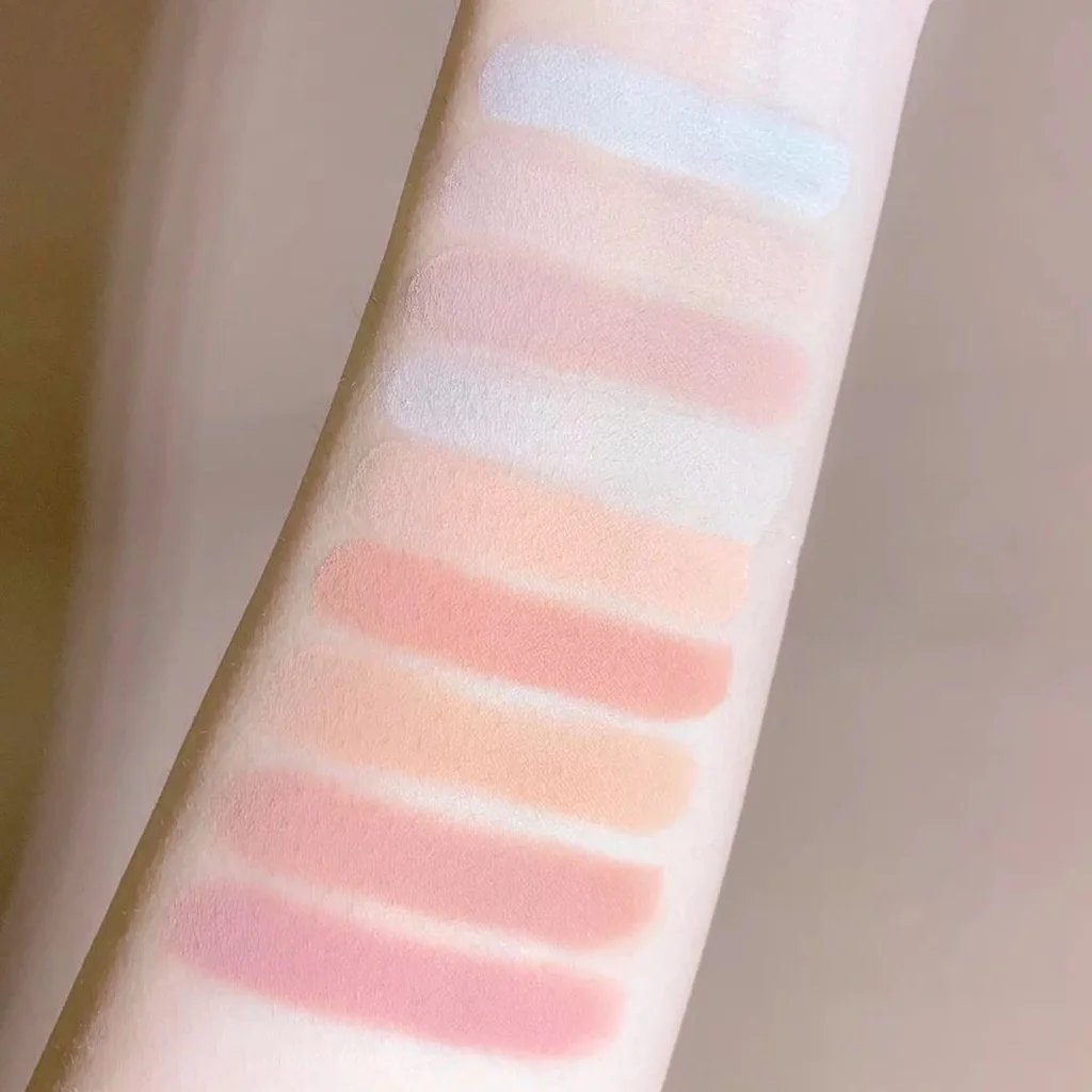 Palette di ombretti opachi a lunga durata da 9 colori con calde sfumature nude a rosa-marroni per un look naturale quotidiano