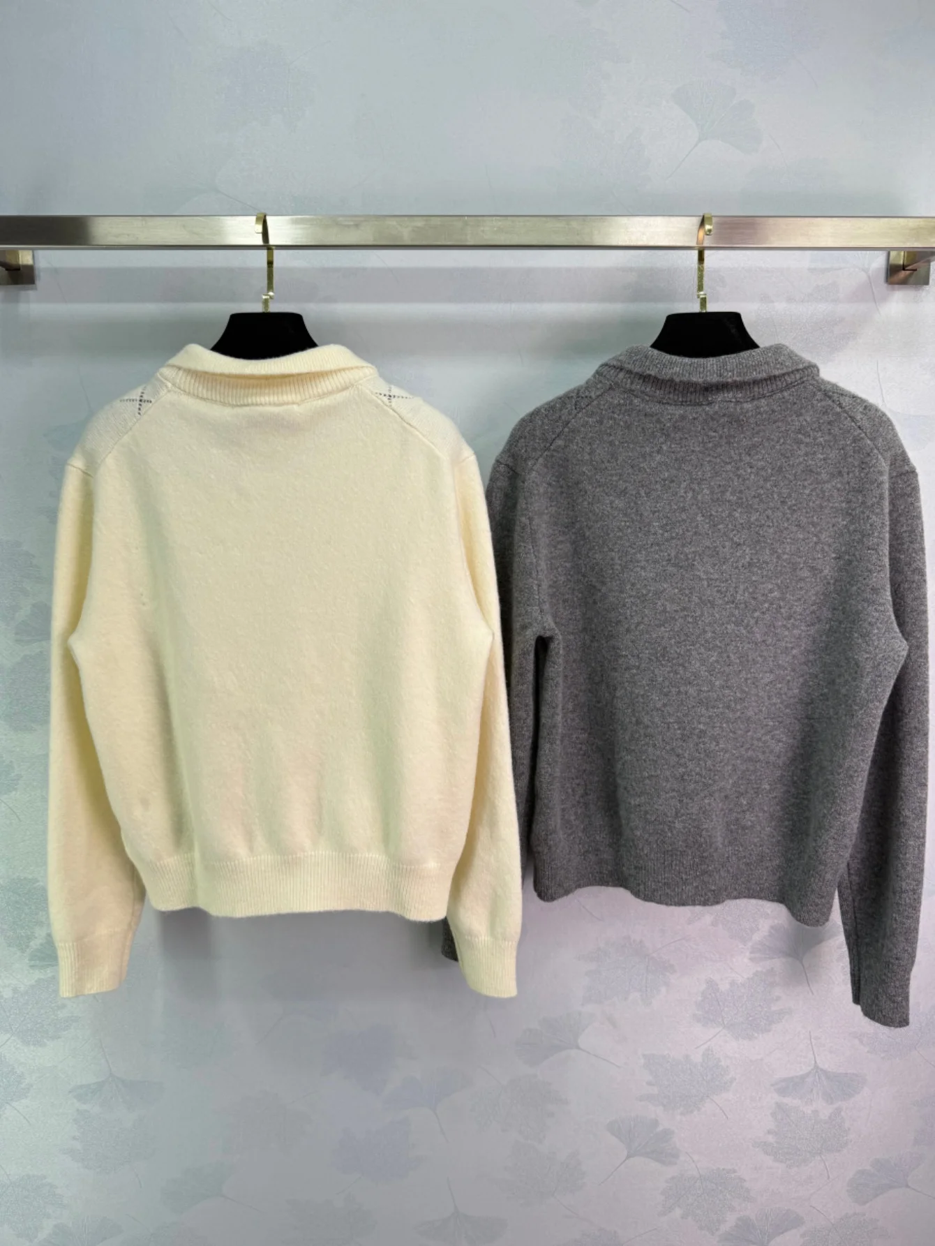 

2025 Autumn New Design Women's Bow Collar Knitted Shirt