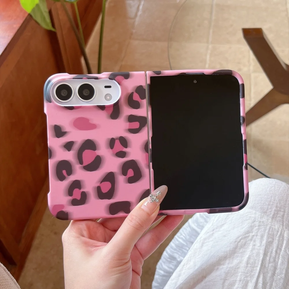 Fashion Korean Ins Pink Leopard Print Folding Phone Case for iPhone Duo Cover New Sweet Cool Shockproof Protective Back Case Y2k