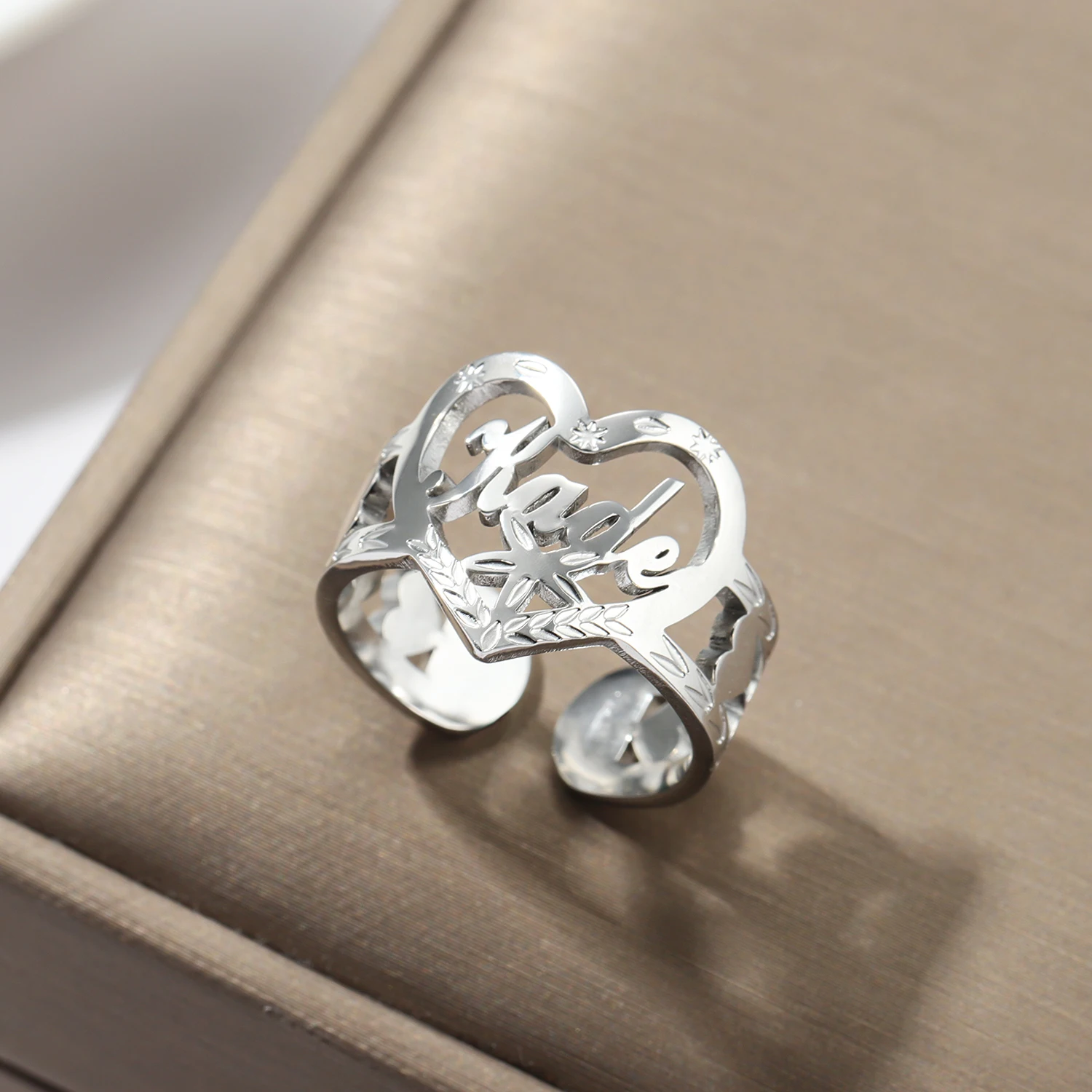 16 MM WOMEN SPARKLING-CUT HEART RING  Stainless Steel Personalized Deep Engraved Pattern Ring Customized Arabic Names For Her