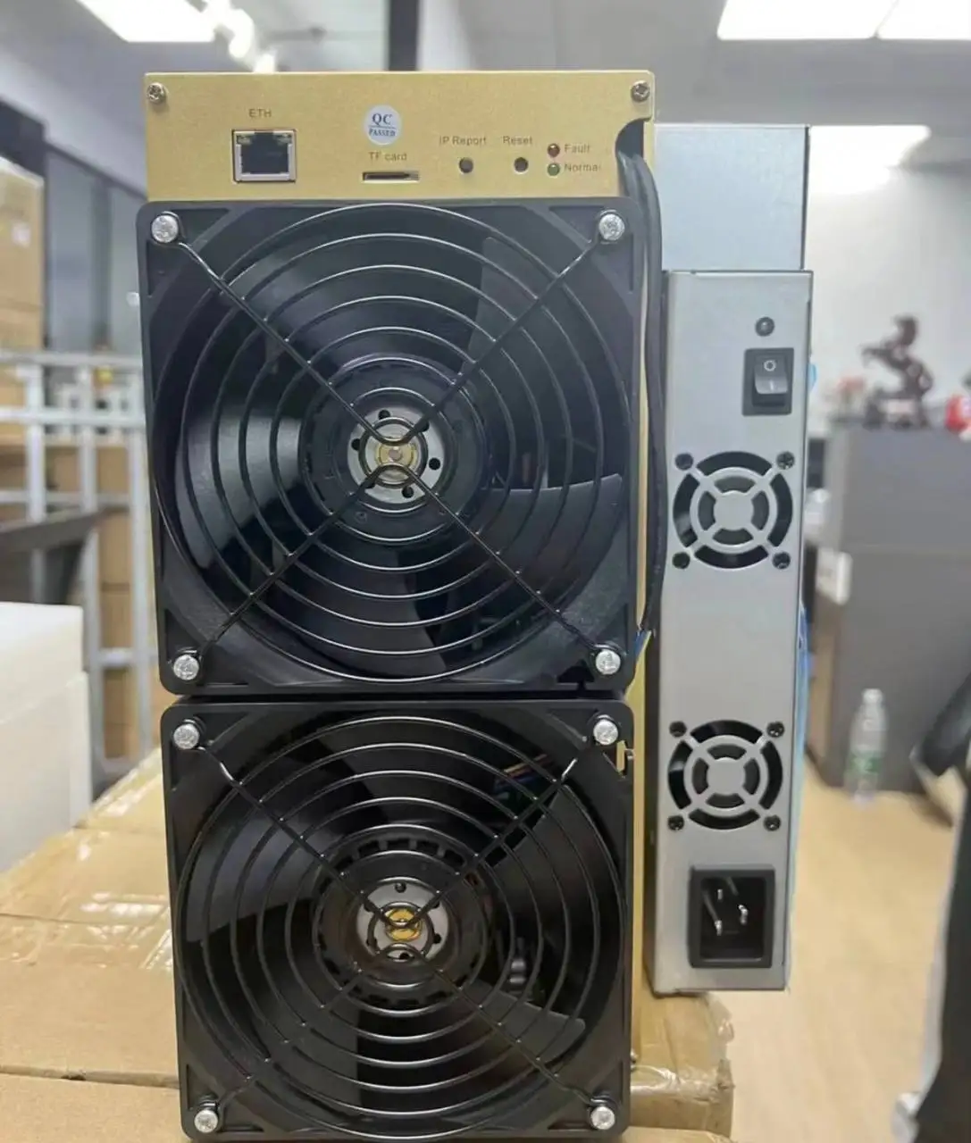 W!W Bestellen Sie 2, zahlen Sie für 1 iPollo V1 Ethereum-Mining-Maschine, Ethash/ETH-Kryptowährungs-Algorithmus, 3600 MH/s Hashrate, 3100W