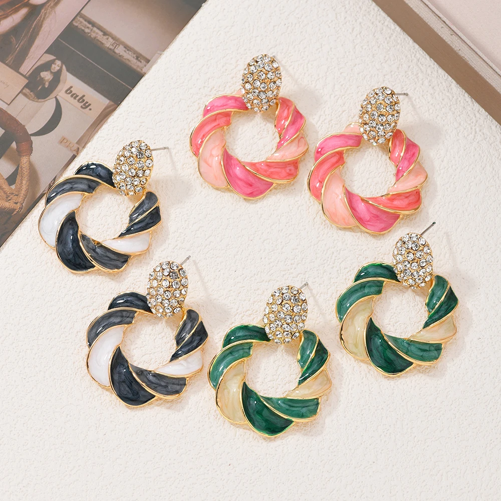 

1 Pair of Luxury Design Diamond-Inlaid Fried Dough Twists Earrings - Exaggerated, Individualistic, Fashionable, Simple, and High