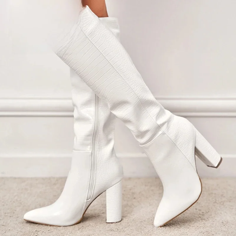 Liyke – bottes hautes en cuir imprimé serpent pour femme, chaussures à la mode, blanches, Sexy, bout pointu, talons carrés, longues, fermeture éclair