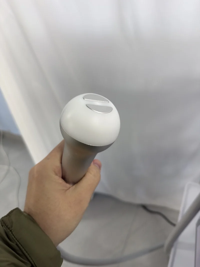 

Portable Non Invasive Cold and Heat Therapy Machine EMS Facial Beauty Device for Facial Firming and Body Shaping