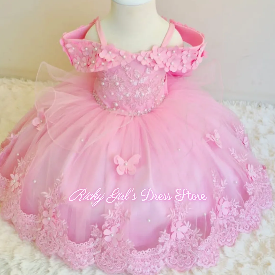 Customized Baby Girls Dresses Off Shoulder Pearls Lace Butterflies Appliques Flower Girl Dress Infant First Birthday Party Gown