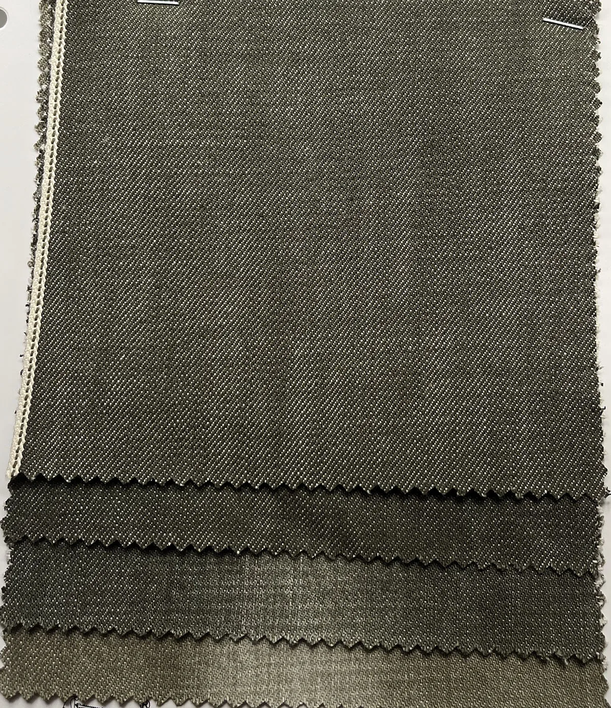 

Деним селвидж армейского зеленого цвета 14 унций оптом, производство на заказ, текстильные материалы селвидж-деним от производителя, продажа на метры W232728