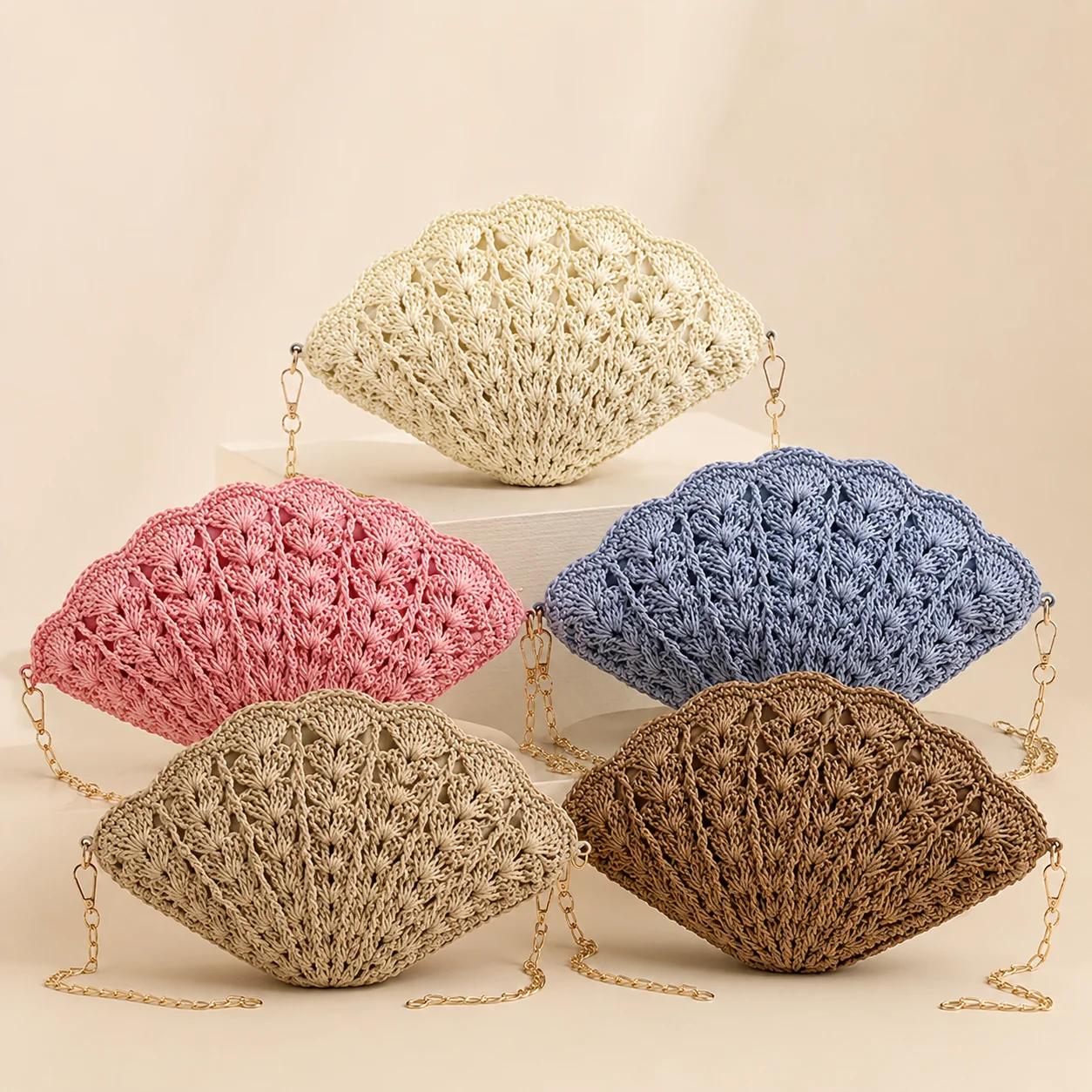

Straw Shell Crossbody Bag Summer Beach Woven Purse Boho Vacation Shoulder Bag with Zipper Lightweight Resort Handbag Gift