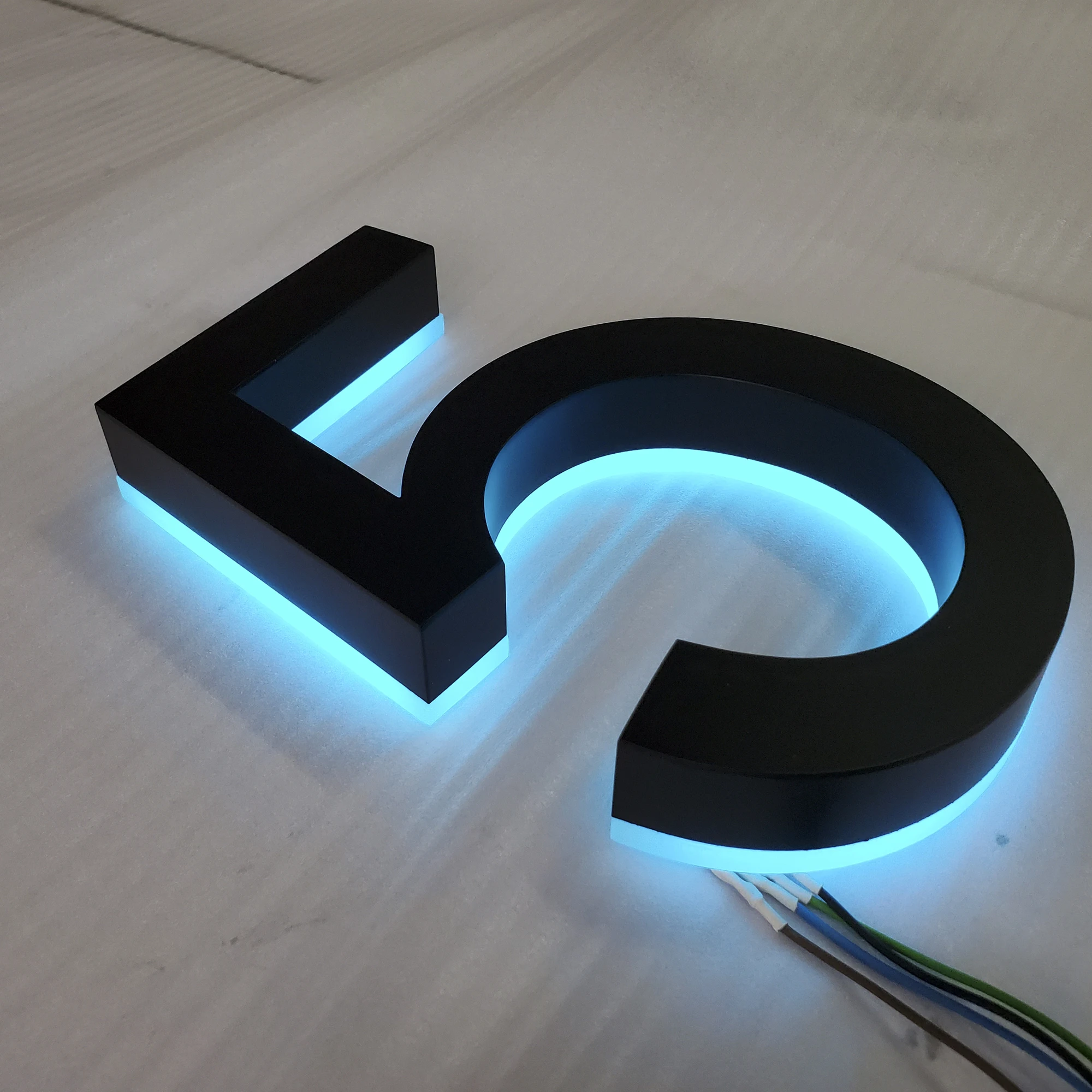 

outdoor illuminated halo lit led channel letter signs