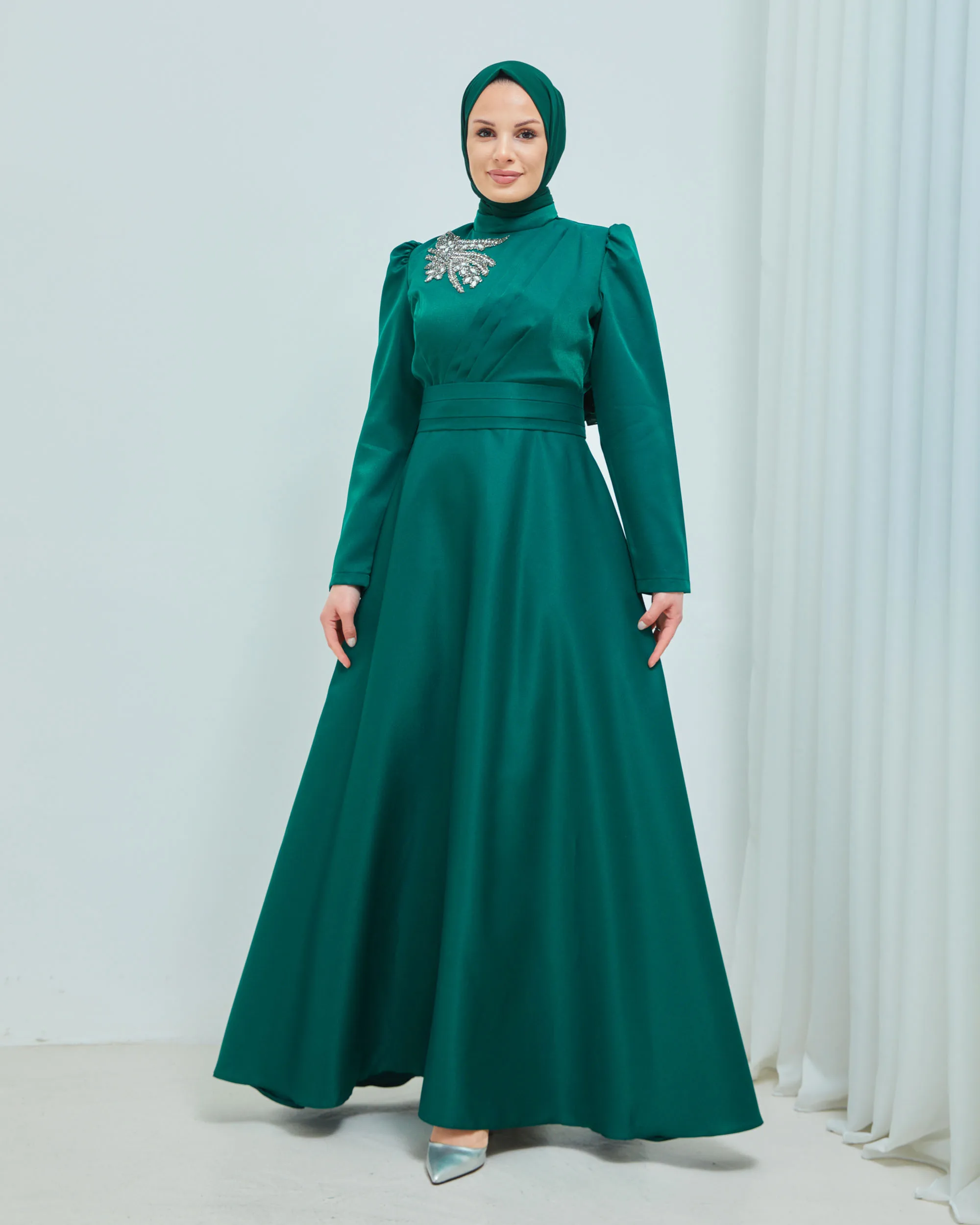 Hijab Evening Dress is the evening dress you are looking for special occasions, wedding, engagement, promise, invitation and graduation