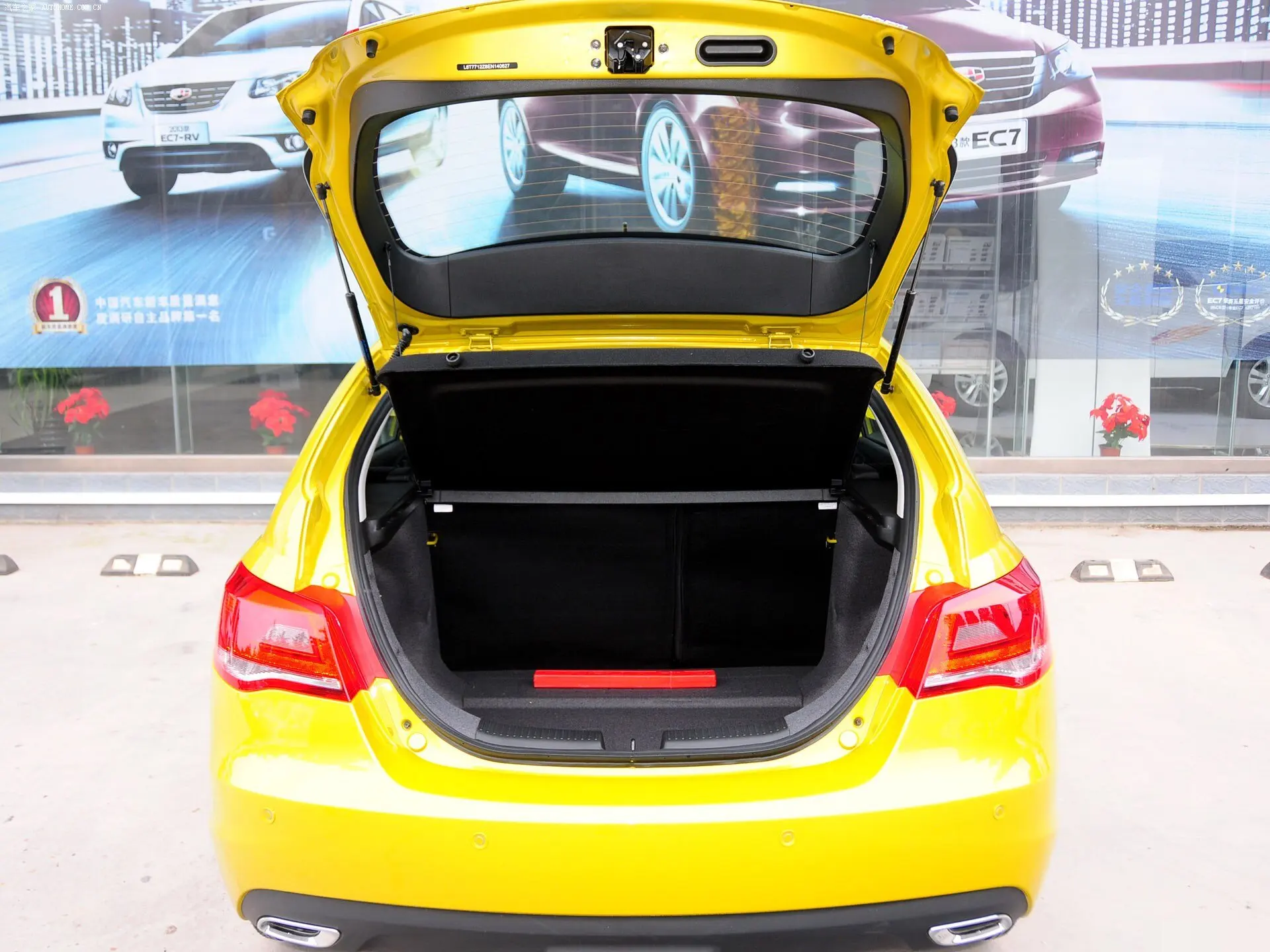 

2PCS Back Damper With Spring For Geely Emgrand EC7 FE-2 I Hatchback 2010 2011-2021 Rear Tailgate Gas Spring Struts Lift Support