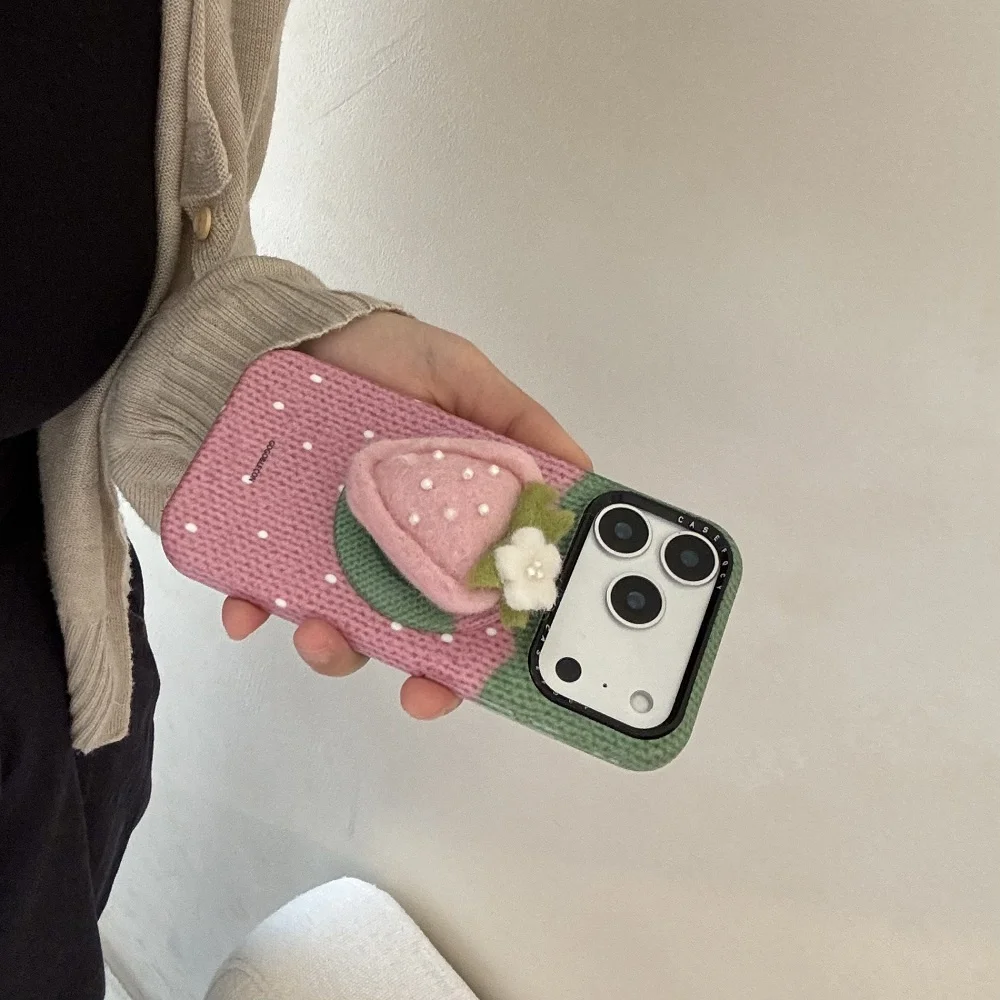 

Korean INS Plush Polka Dot Magnetic Phone case for iPhone 16 Pro 14 15 17 Pro Max With Magsafe Pearl Strawberry Holder Cute Case