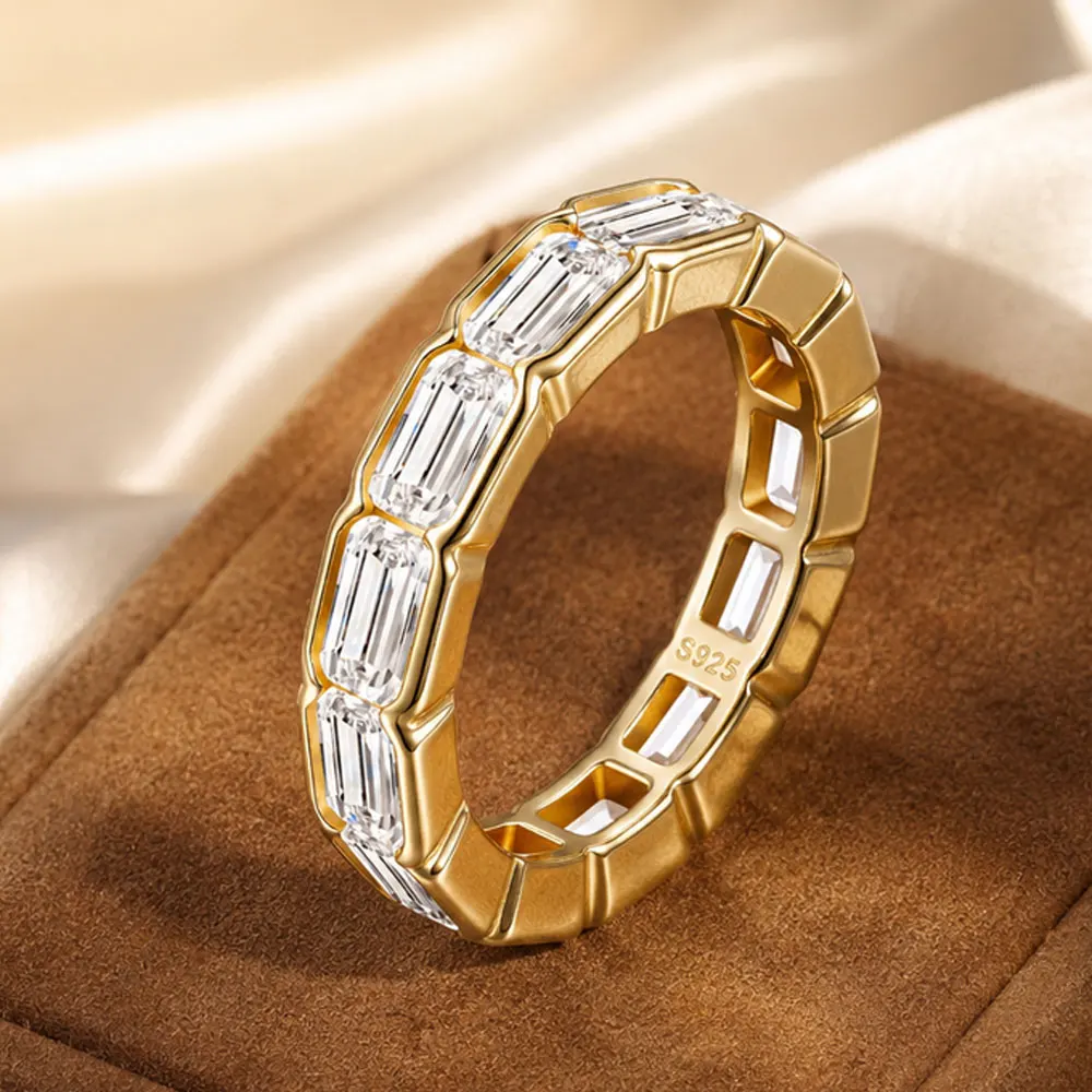 

KANOLAN Moissanite Eternity Ring Emerald Cut 3x5mm 0.5ct D Color With GRA s925 Sterling Silver Wedding Band Rings for Women Man