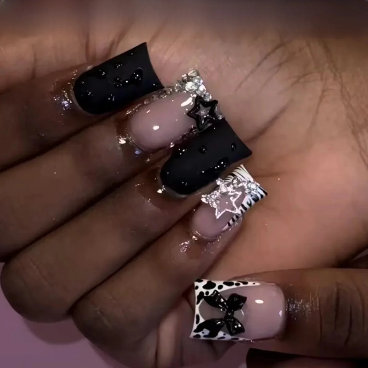Faux Ongles à Bec de Canard Court, Nministériels ds Noirs Brillants, Étoile, Strass Brcorporelle, Décoration à Pression, Imprimé Léopard, pour Manucure, 24 Pièces