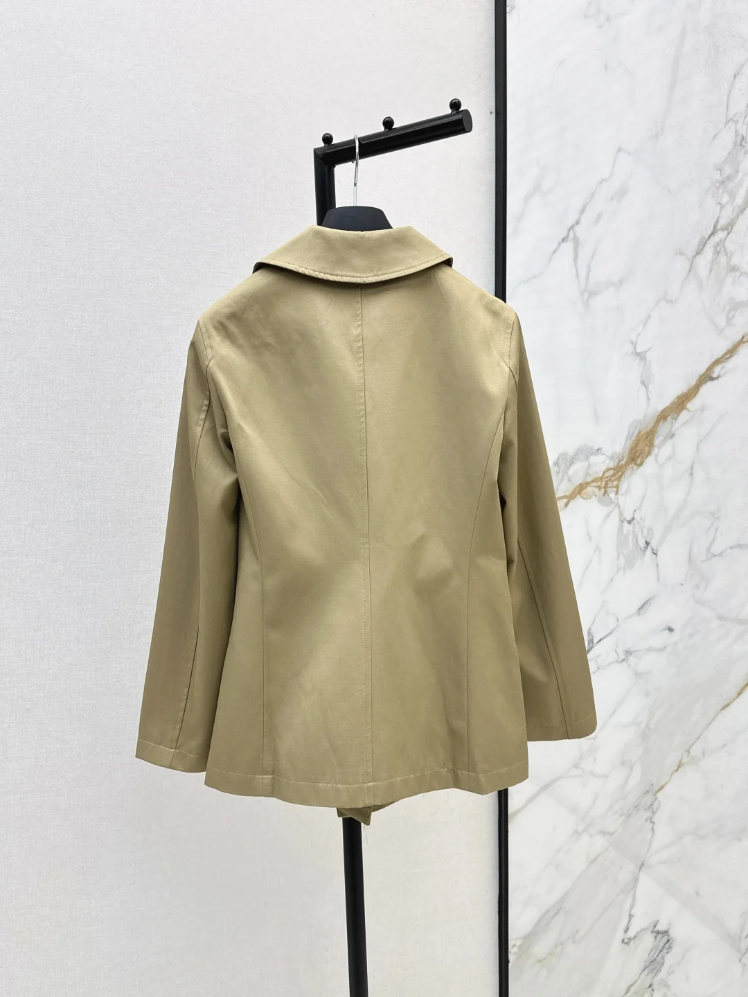 

Early Autumn New Style Women's Embroidered Side-button Cinched Windbreaker Jacket