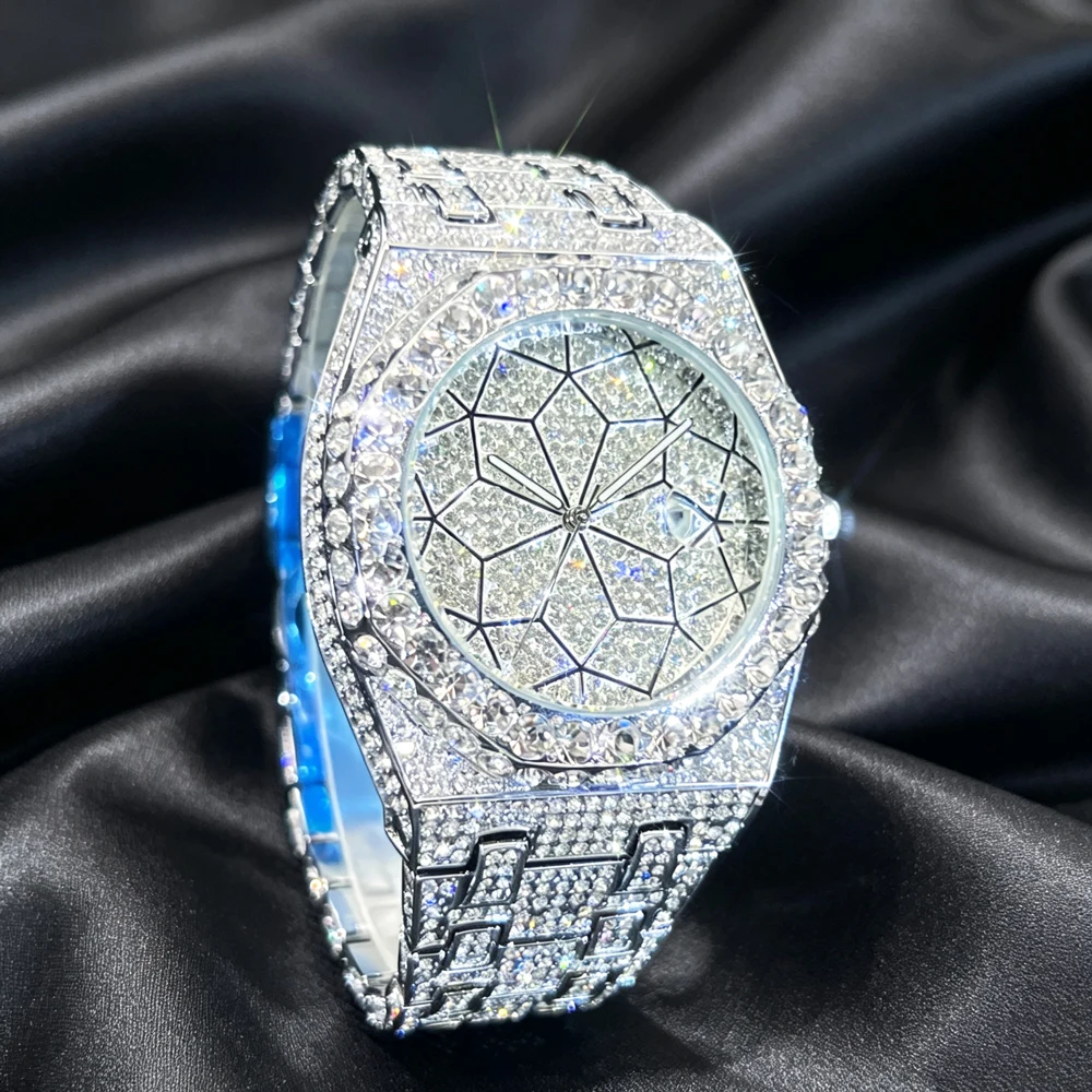 Missfox Silver Iced Out Diamond Men Watch Quartz Wristwatch Date Calendar Waterproof Luxury Watch Male Party Daily Jewelry Gift