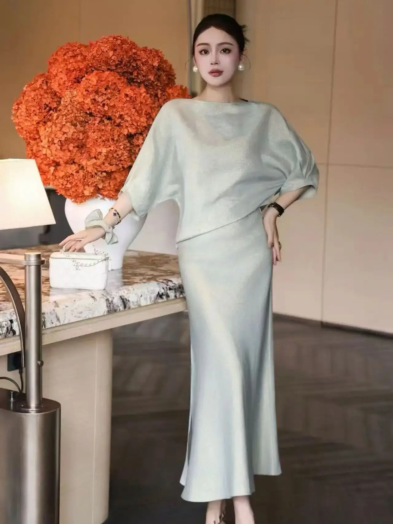 

Elegant casual versatile linen skirt suit