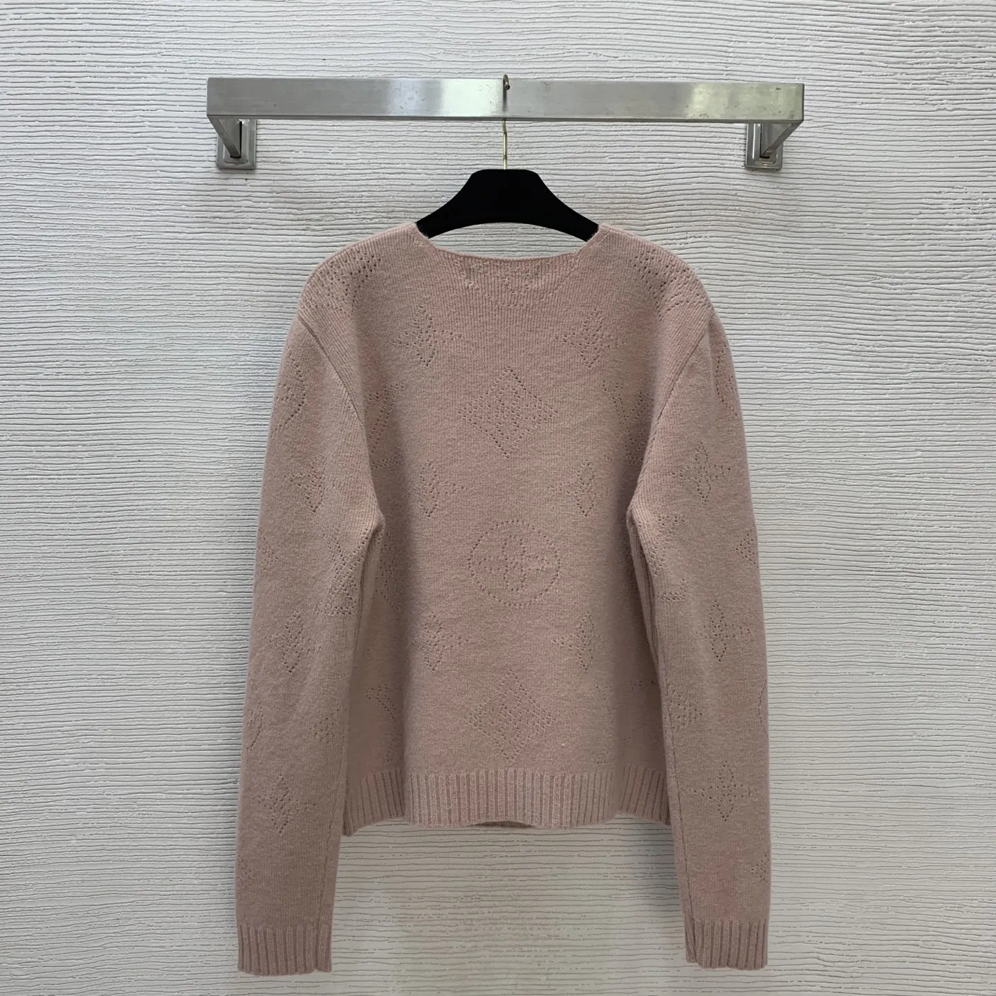 

Women's new wool wheat ear gold buckle double breasted placket round neck slim fit short style long sleeved knitted sweater top
