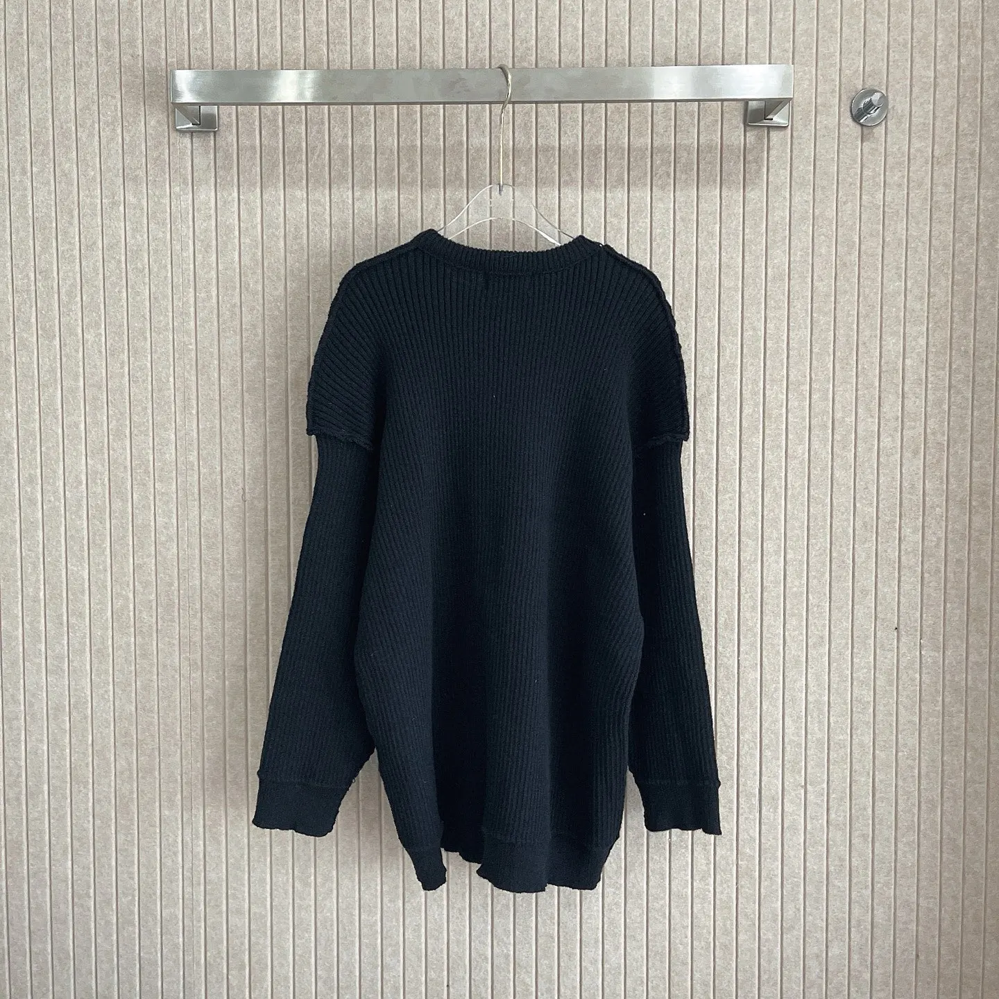 

Autumn And Winter New Style Women Letter Embroidered Black Jumper