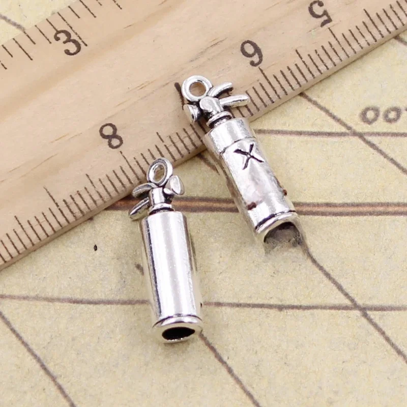 10 sztuk Charms gaśnica strażak 23x6x6mm tybetański brąz srebrny kolor zawieszki antyczne tworzenia biżuterii DIY Handmade Craft wisiorek — zdjęcie 2