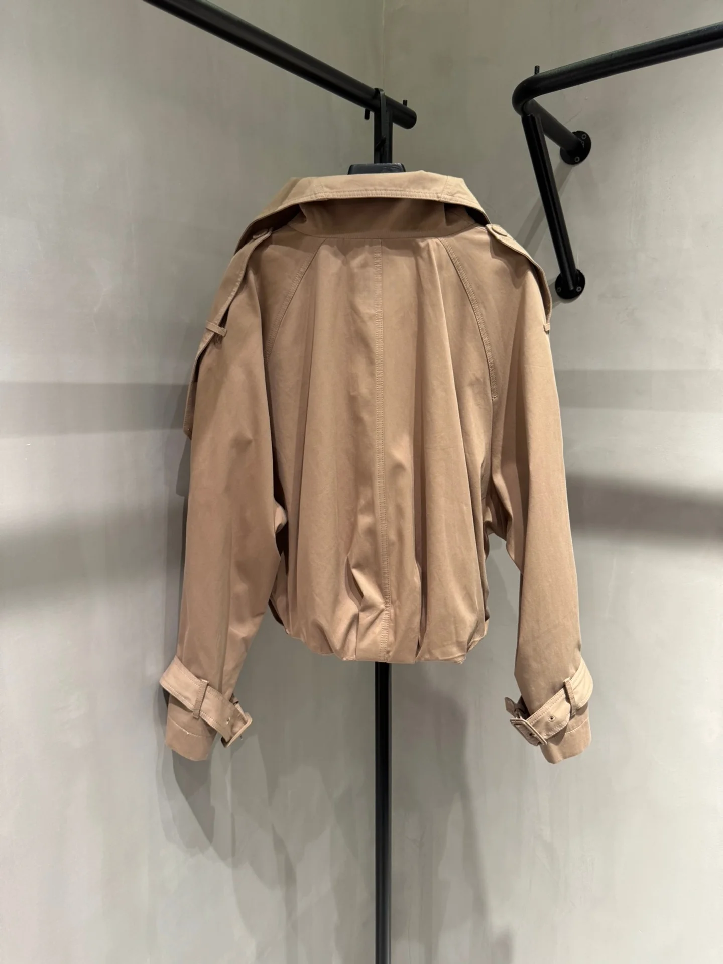 

2025 early autumn fashion new coat old money retro style short jacket windbreaker coat short stand collar windbreaker Women's ja