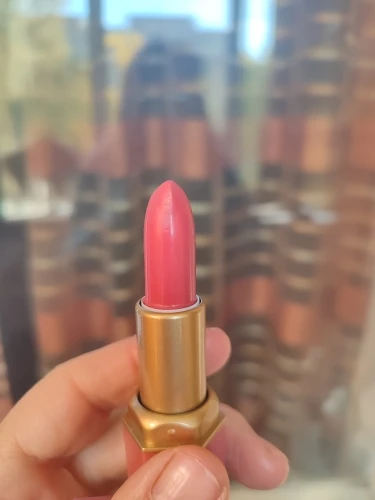 6 Colors Gold Bar Tube Lipstick Matte Texture Pearlescent Glitter Velvet Lipstick Valentine's Day Gift 1PCS photo review