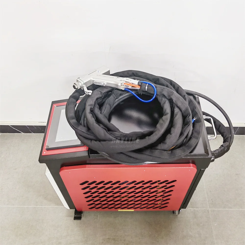 Ручной волоконный лазерный сварочный аппарат 1500 Вт 4 в 1 Лазерный сварочный аппарат Портативный лазер