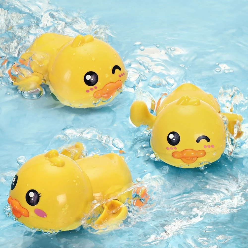 

Bath toy, cute little yellow duck. Clockwork structure that requires no batteries. Great for kids to play with in the bath