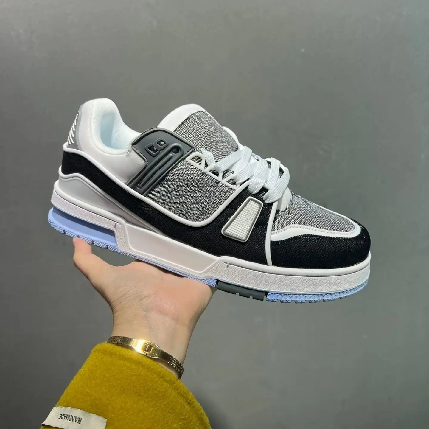 Unisex Black Grey Fabric Leather Patchwork Low‑Top Sneakers, Light Blue Outsole Lace‑Up Street Casual Skate Shoes