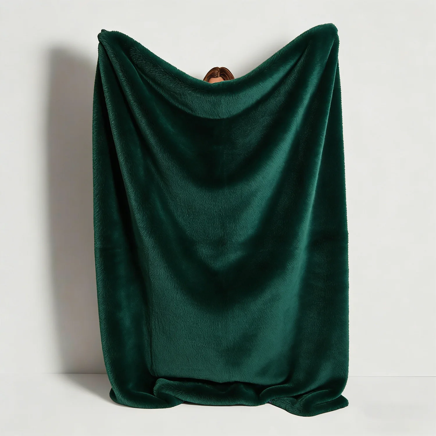 

Роскошный плюшевый плед из искусственного меха, теплый пушистый плед для дивана или кровати, роскошный декор для спальни, можно стирать в машине, черно-зеленый.