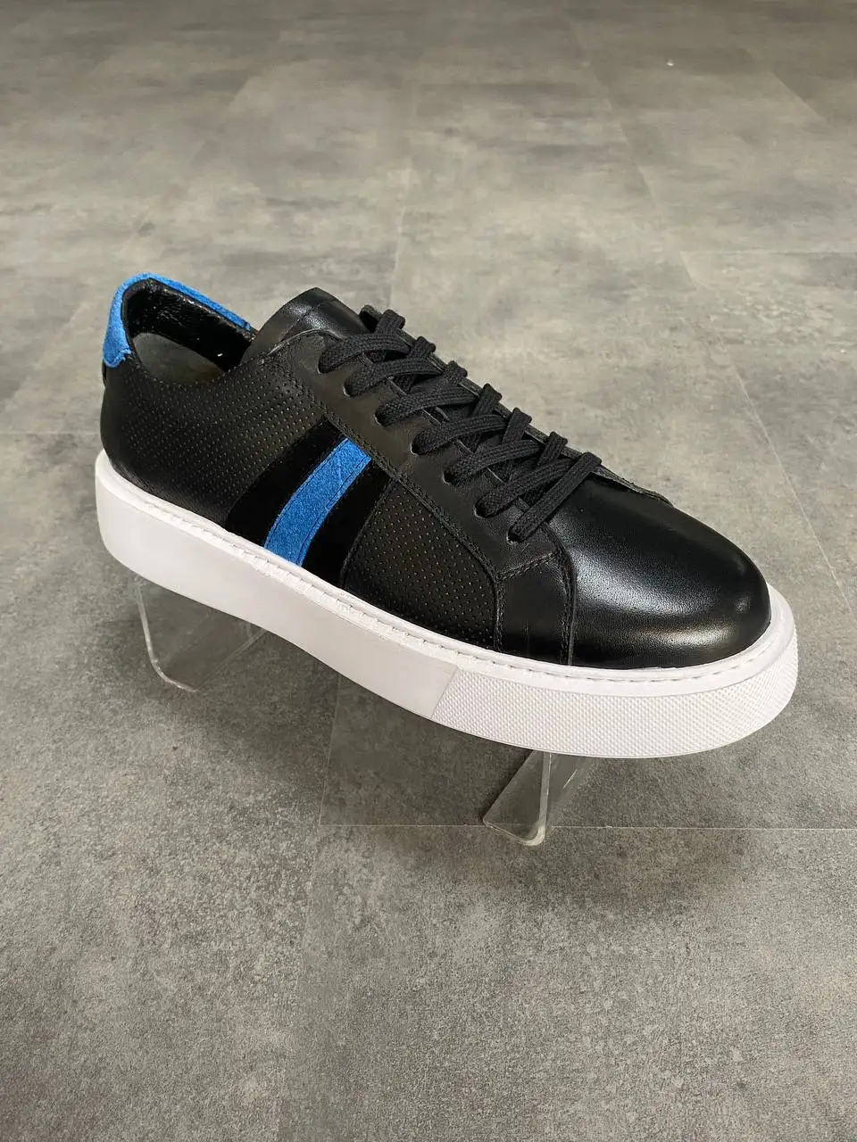 

Genuine Leather Handmade Men Sneaker 2023 Summer Collection