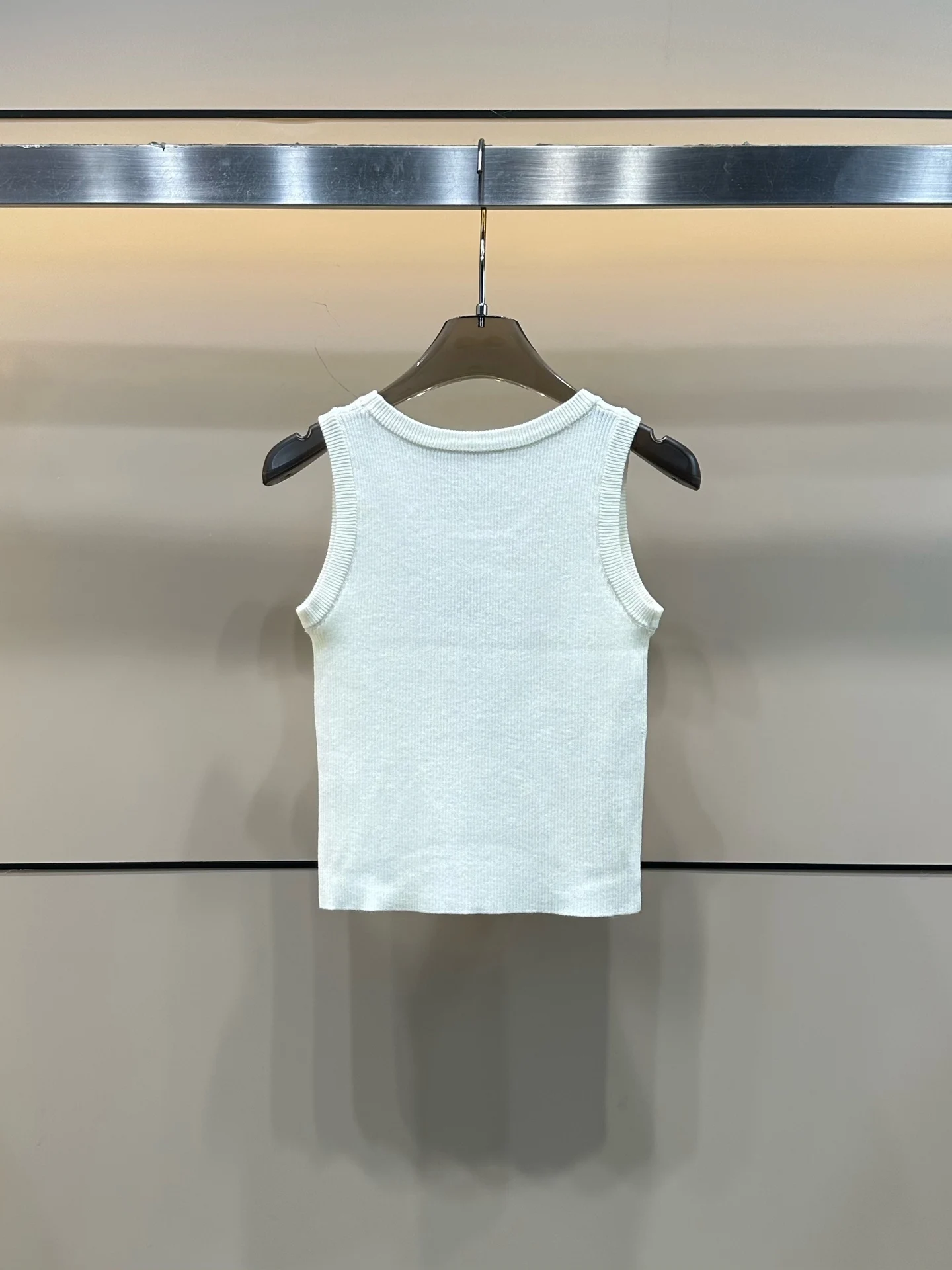 

2025 New Sweater Vest Sleeveless O-neck Solid Pullover Fashionable Versatile SlimmingFigure-hugging Spring summer