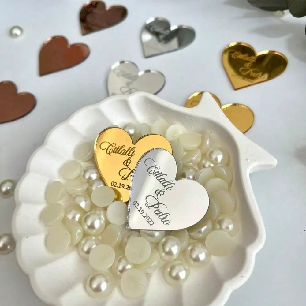 Étiquette en acrylique personnalisée en forme de cœur, étiquette de nom de mariage personnalisée pour cadeau de chocolat, décoration de cadeau de première communion.