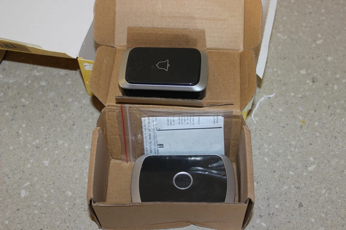 Smart Wireless Doorbell Door Chime Kit No Socket Required 300M/984 FT Remote 38 Songs Melodies Sound Home Door Bell Battery Type photo review