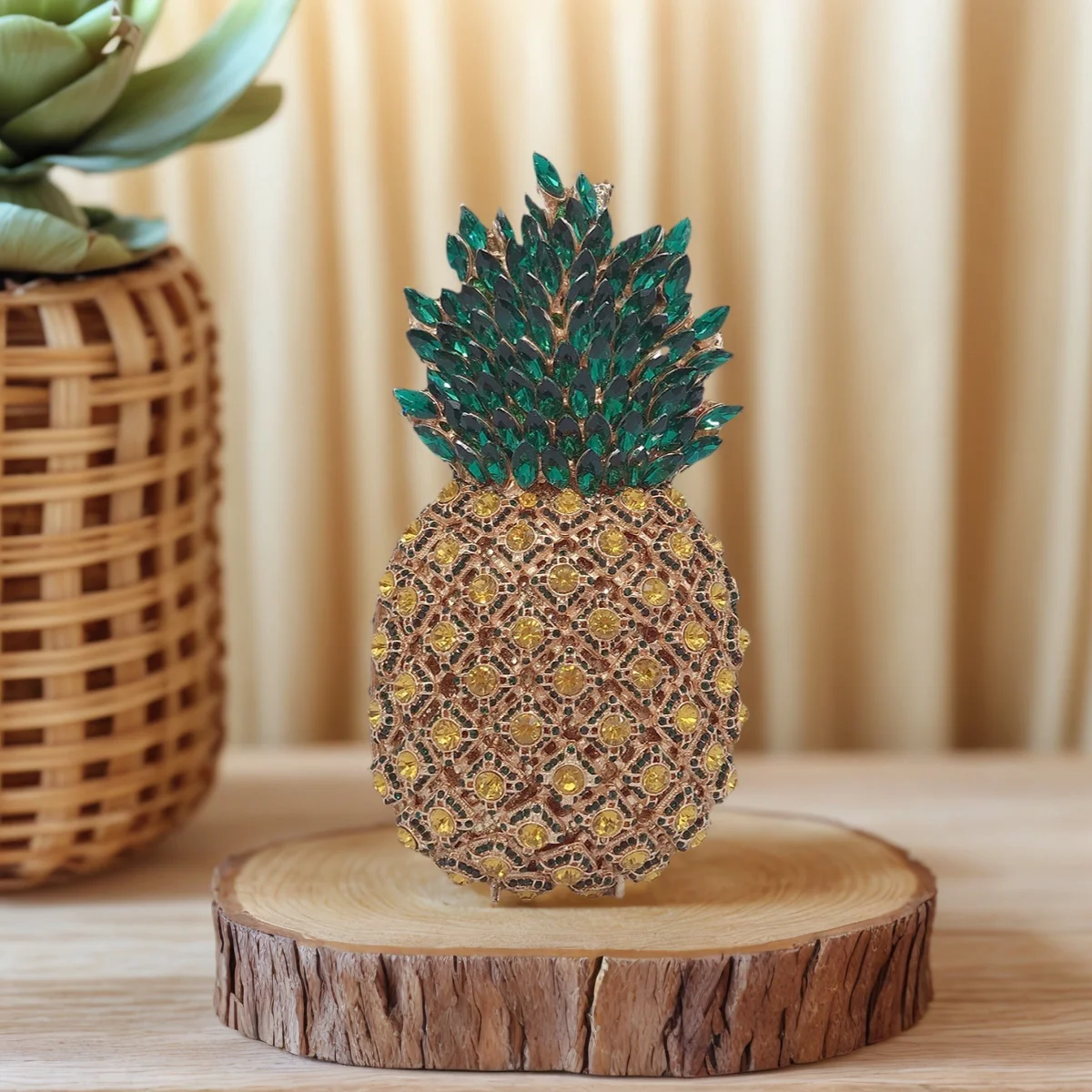 

Women Pineapple Shape Crystal Clutch Purse Sweet Fruit Rhinestone Evening Party Bag Unique Cocktail Prom Handbag