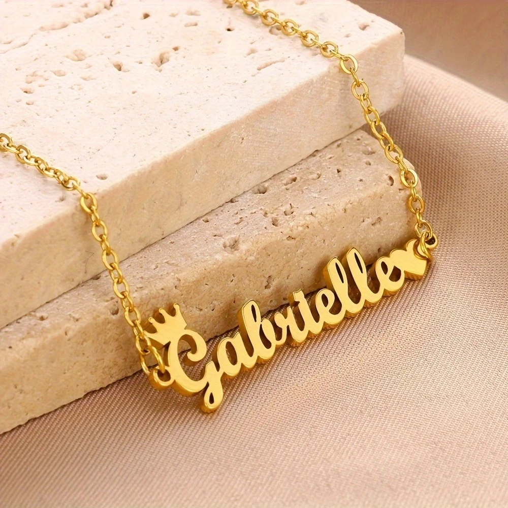 Golden Crown Heart Custom Name Necklace Stainless Steel Elegant Jewelry Gift for Women Valentine Daily Party Wear