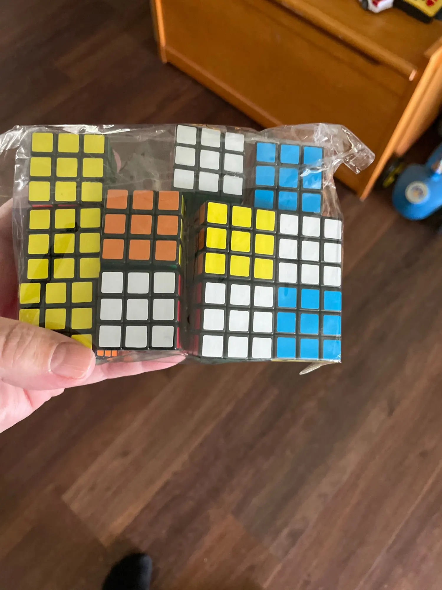 12Pcs 3cm Mini Magic Cube Children Educational Toys Kindergarten Prize Kids Birthday Party Favors Goodie Bag Pinata Fillers photo review