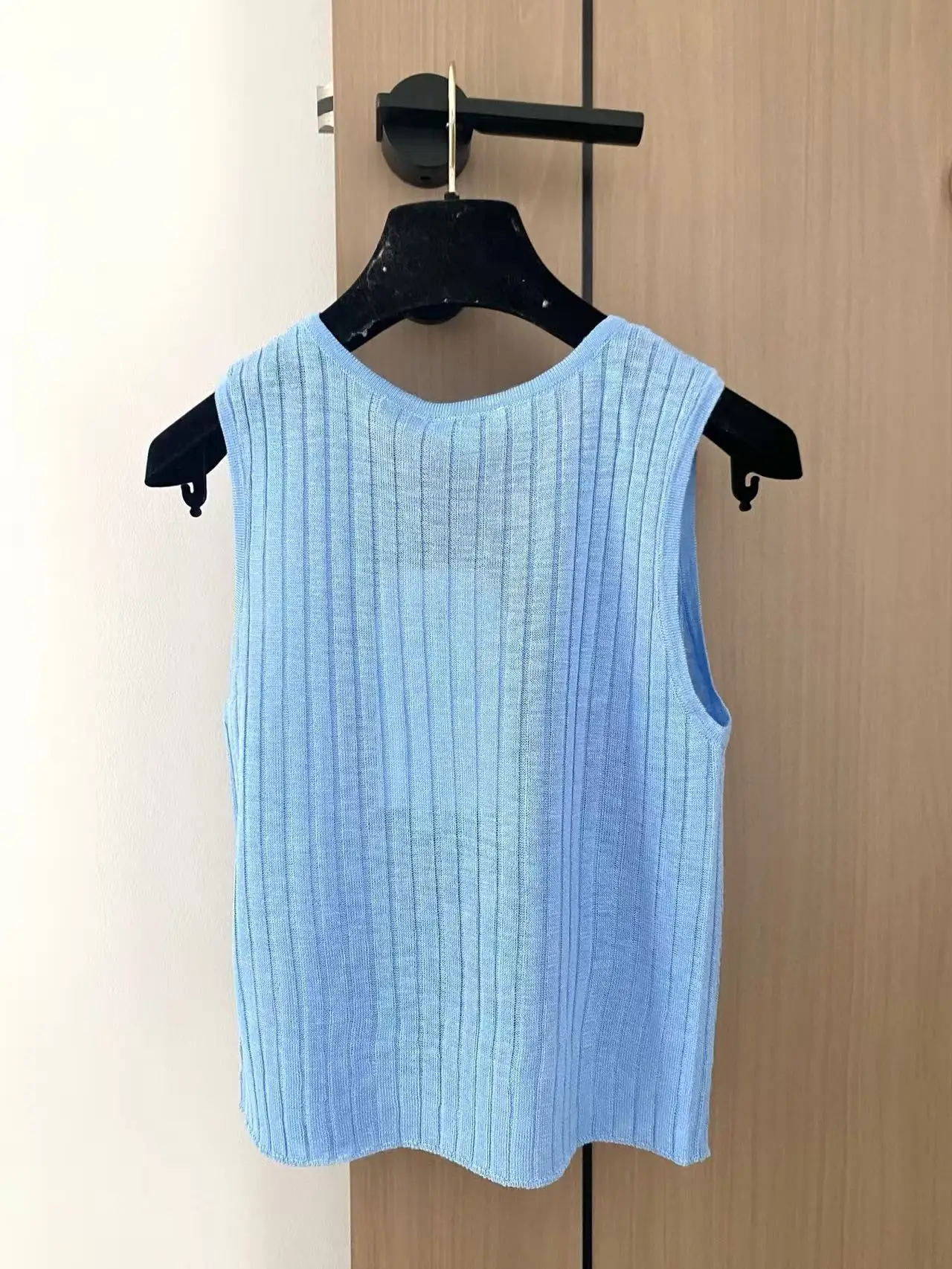 

2025 V Neck Twist Knitted Vest